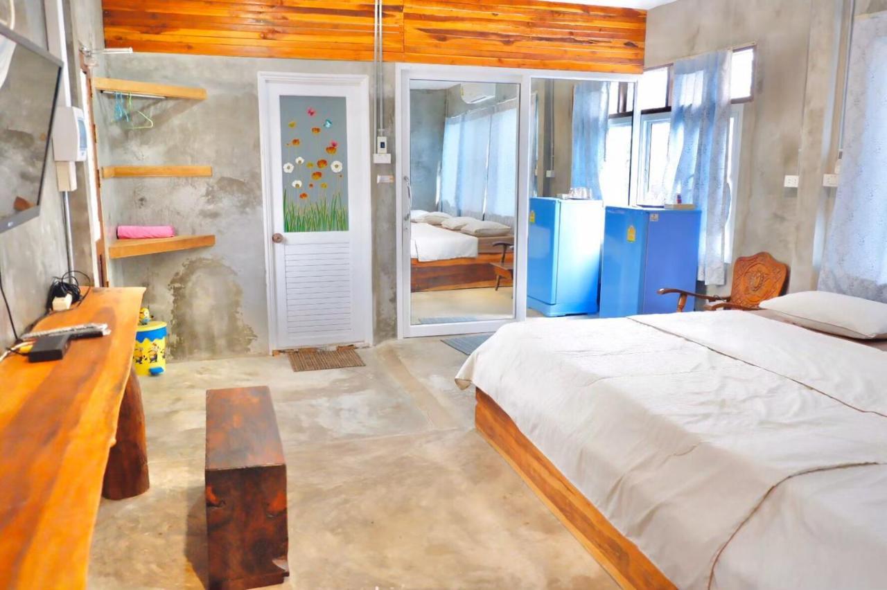 Chokchai Hotel Ban Huai Maenam Noi Extérieur photo