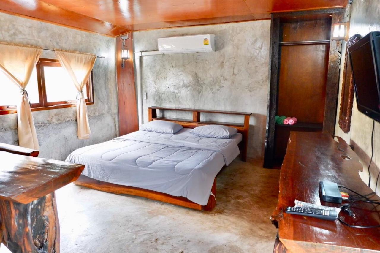 Chokchai Hotel Ban Huai Maenam Noi Extérieur photo