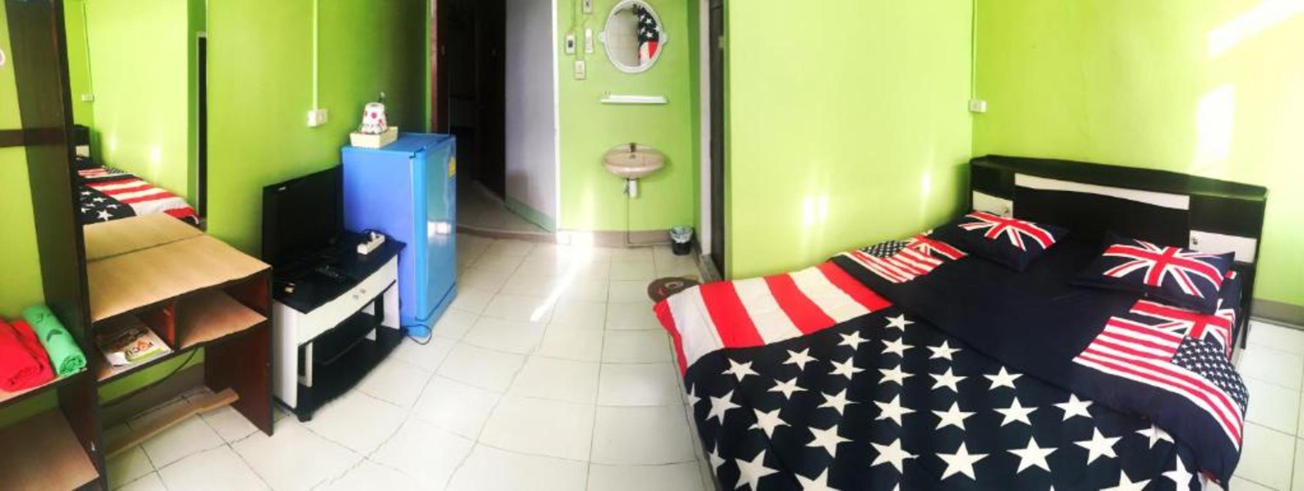 Chokchai Hotel Ban Huai Maenam Noi Extérieur photo